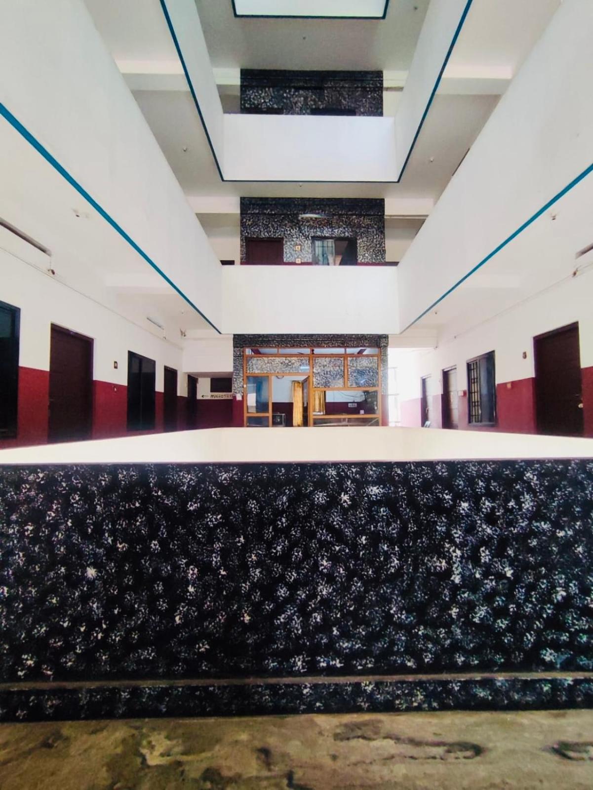 Thrissur Omega Tourist Home المظهر الخارجي الصورة